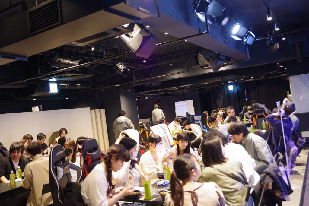 「第3回帰社会」昼食タイム